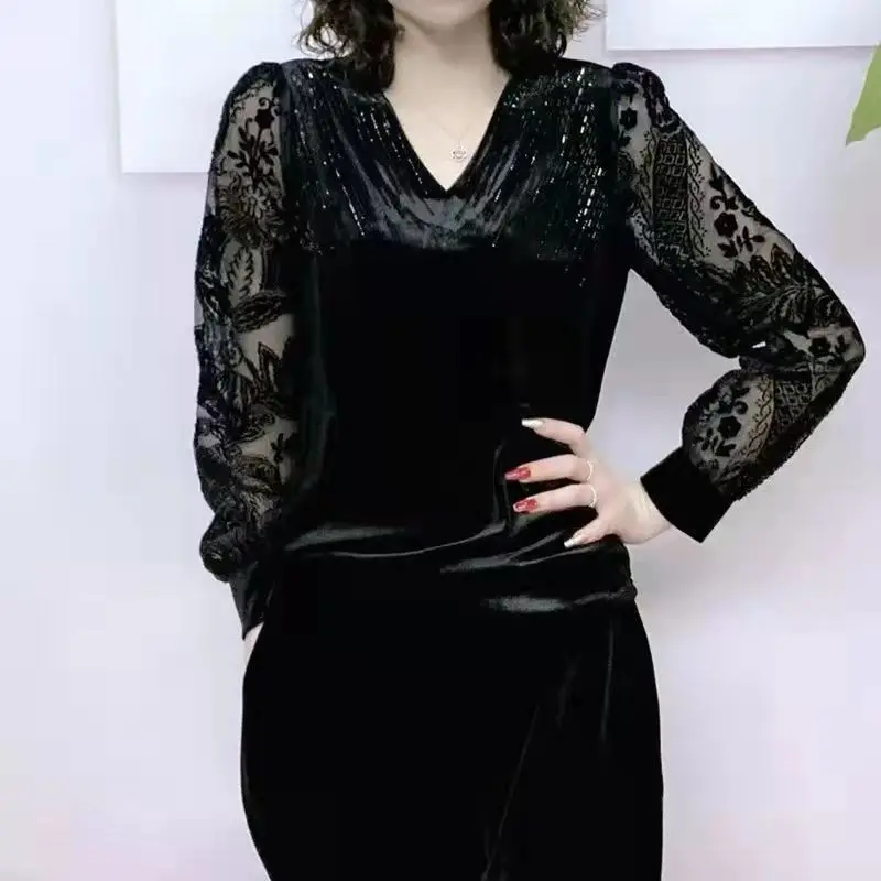 Female Clothing V-Neck Lace Spliced Blouse Stylish Diamonds Spring Autumn Long Sleeve Vintage Loose Commute Solid Color Shirt