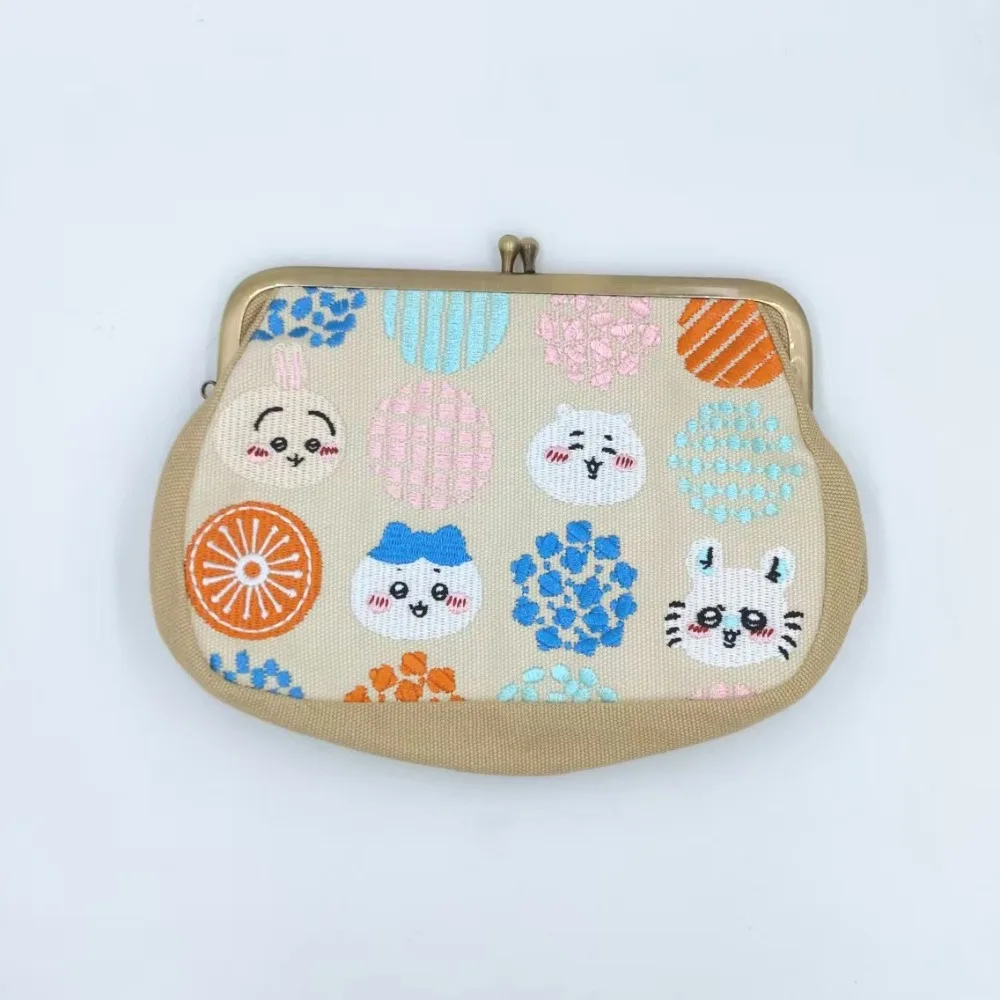 

Кошелек с логотипом Chiikawa с милой косметичкой с мультяшной вышивкой и сумкой для хранения в наличии, милый! в наличии Usagi Momonga Hachiwera