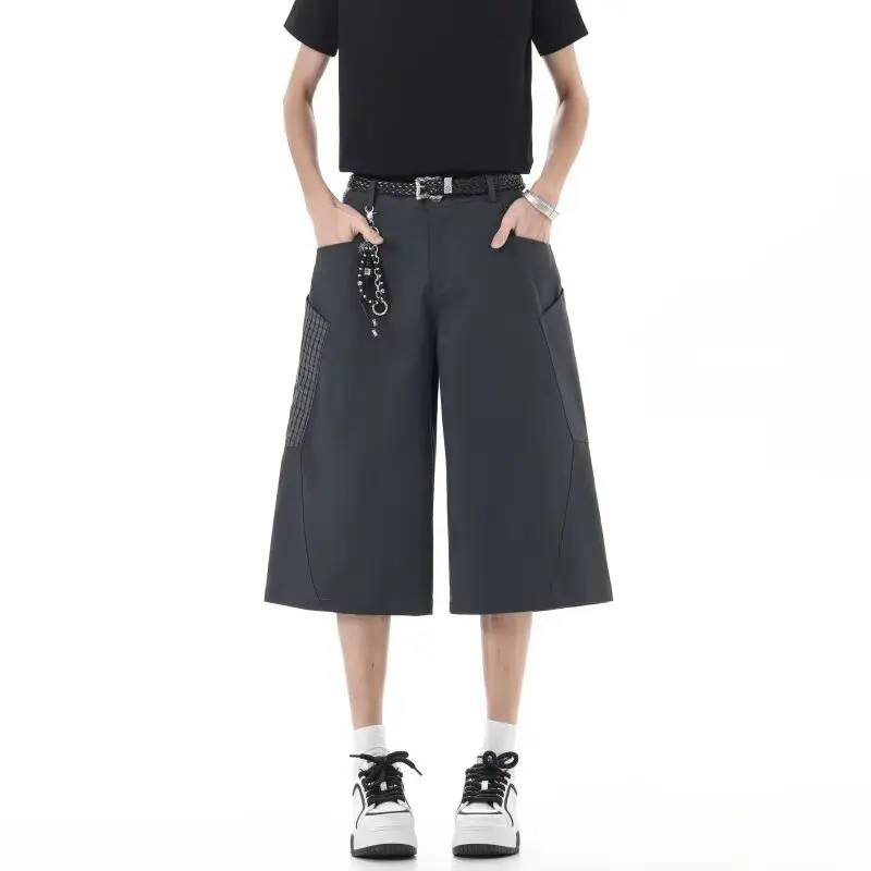 

Мужские повседневные шорты-бриджи 2026 года: модный дизайн, плиссировка, свободный крой, широкие штанины, уличный стиль