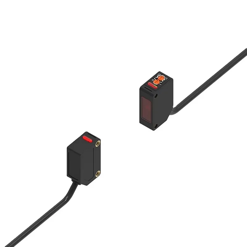 Sensor 12~ 24V DC Infrared Light Emitting Diode E****mical Photoelectric Sensor IP64 PNP