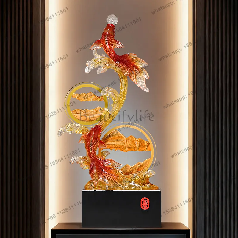 Every year, there are Yu Jin lithium fish quicksand painting ornaments into the living room and office decorations
