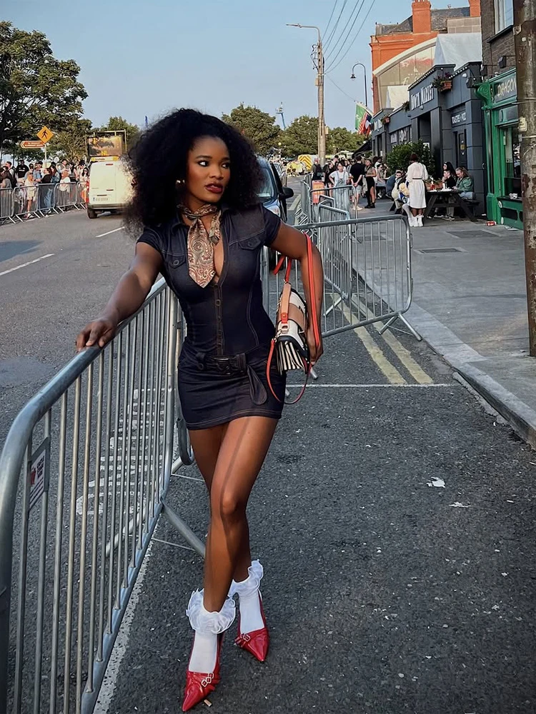 

Темно-синее джинсовое мини-платье с V-образным вырезом и отложным воротником, женское, с коротким рукавом, на одной пуговице, с поясом на талии, летнее, 2026 года, для уличного стиля