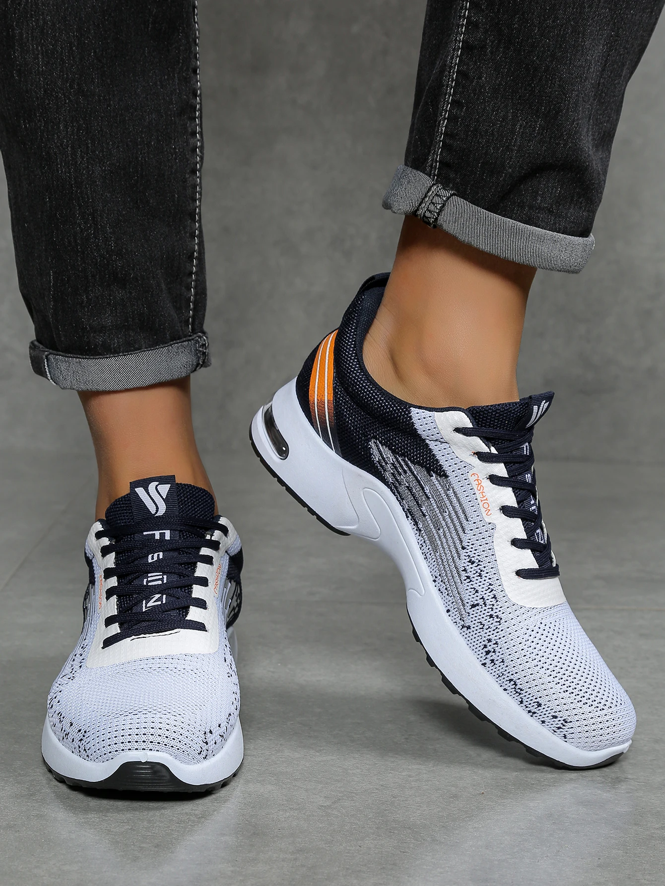 Atmungsaktive Schnür-Laufschuhe für Herren, Gestrickte Mesh-Freizeitschuhe, Bequeme Schuhe mit Gepolsterter Sohle für den Täglichen Gebrauch – Detail 5