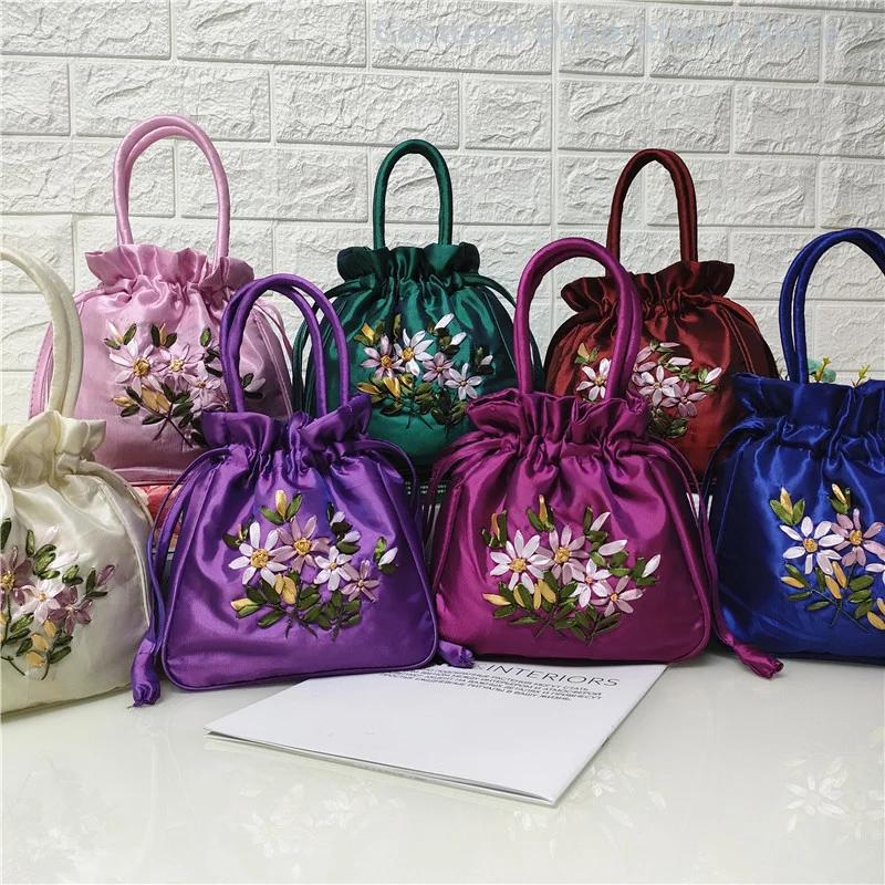 Ethnic Style Retro Embroidery Silk Drawstring Handbags Women Purse Wallets Jewerly Packing Storage Bucket Bag Hanfu Accessories