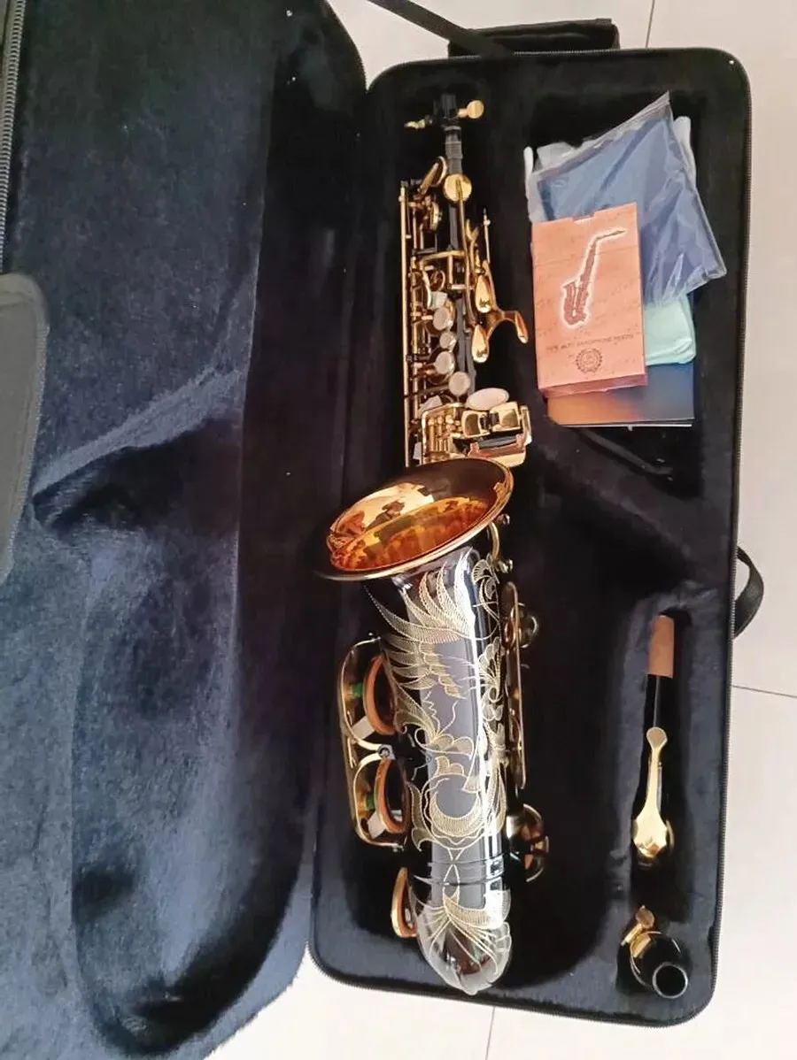 

Black 54 E-flat alto saxophone, lacquered gold brass carved French craft sax