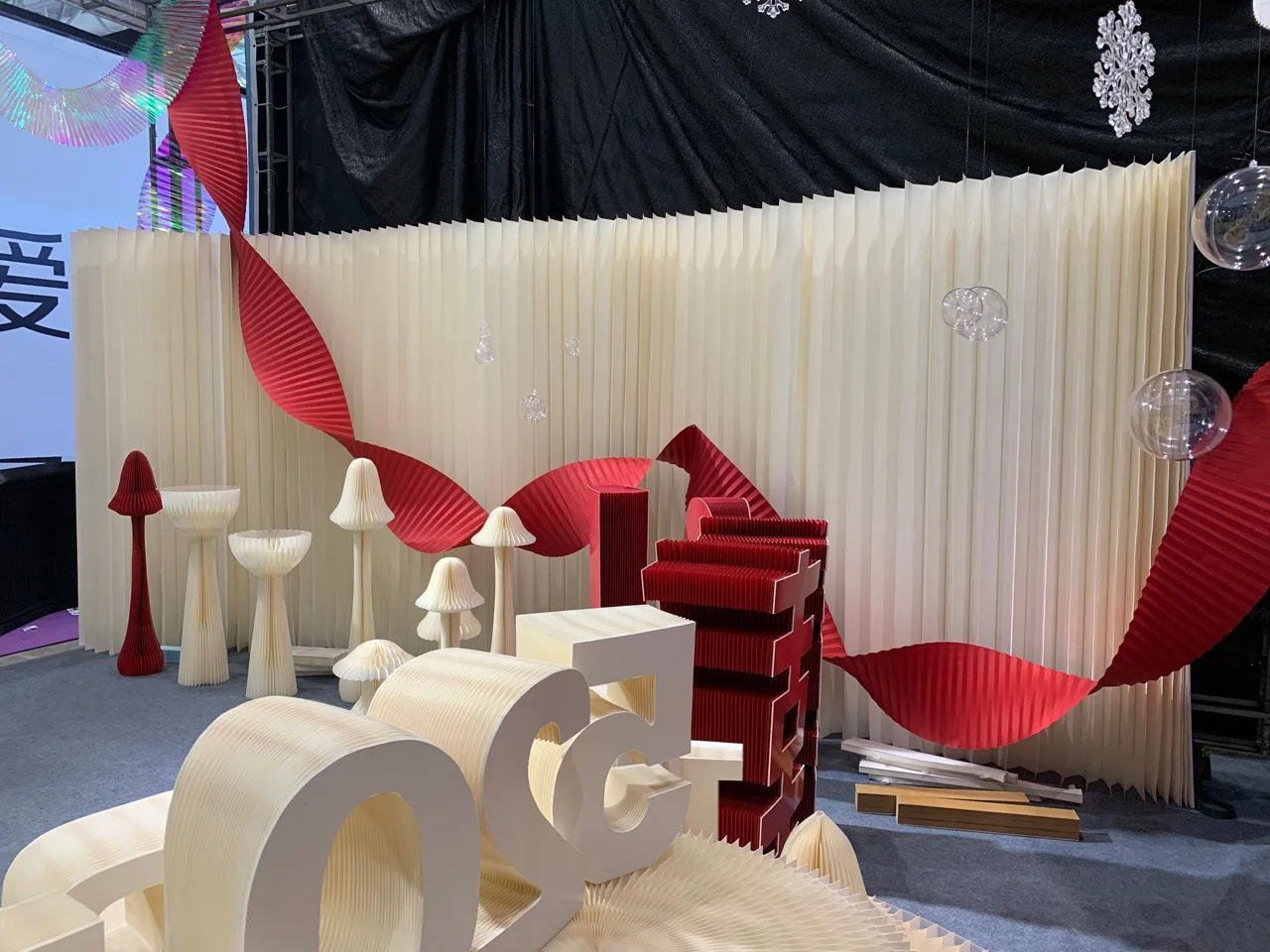 Adjustable Arc Paper Screen Wall Wedding Stage Backdrop Decor S Shape Fold Paper Arch