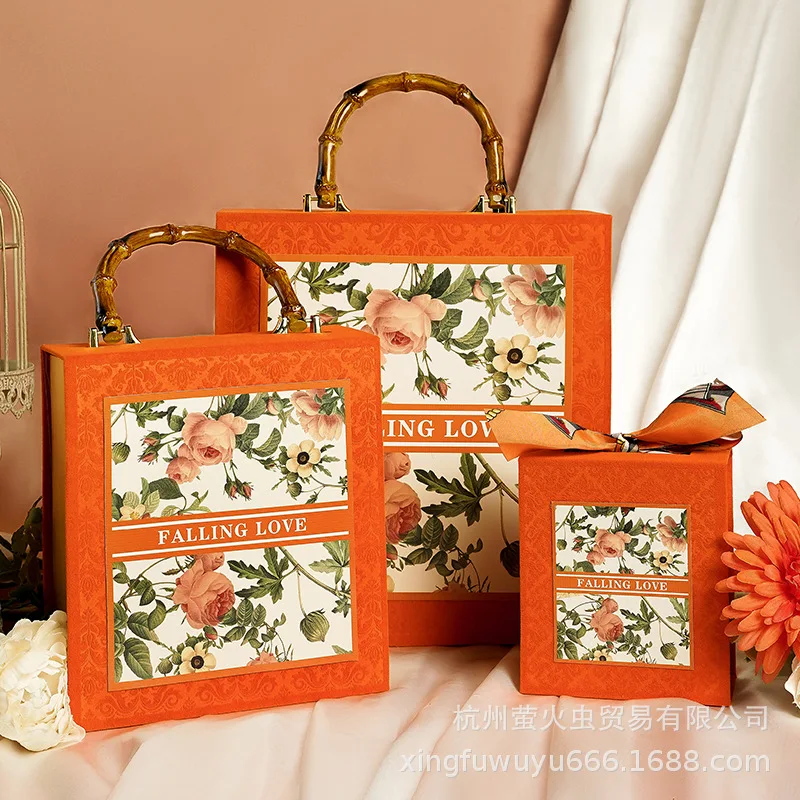 Customized. Wedding Candies Box Bridesmaid Girlfriends Hand Box Birthday Lipstick Box Box Hand in Stock Customi