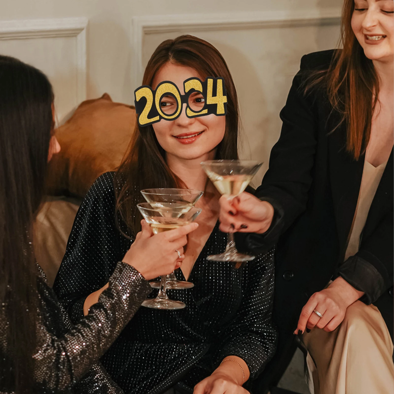 

8Pcs New Year Party Supplies 2024 Novelty Glasses Frames Decorative Eyewear for Festive Photos Home Gatherings