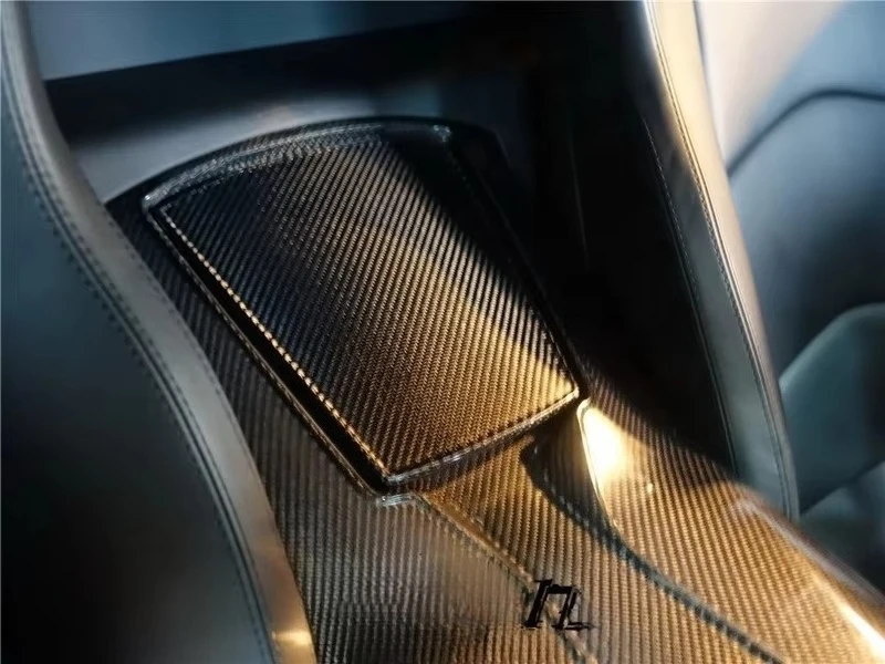 Trade Assurance Full Carbon Fiber Interior Trim Fit For 2011-2017 Aventador LP700 Central Storage Box Panel Cover