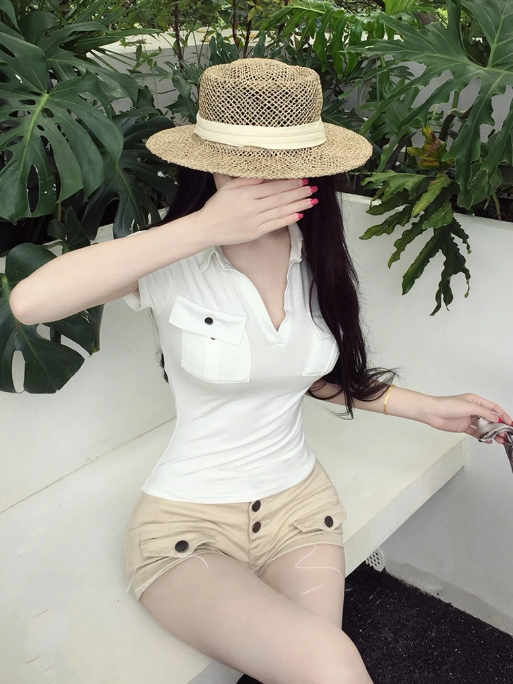 High Waist Denim Shorts Women's Slim Fit Hot Pants Button Decorated Booty Enhancing American Sexy Girl Versatile Shorts