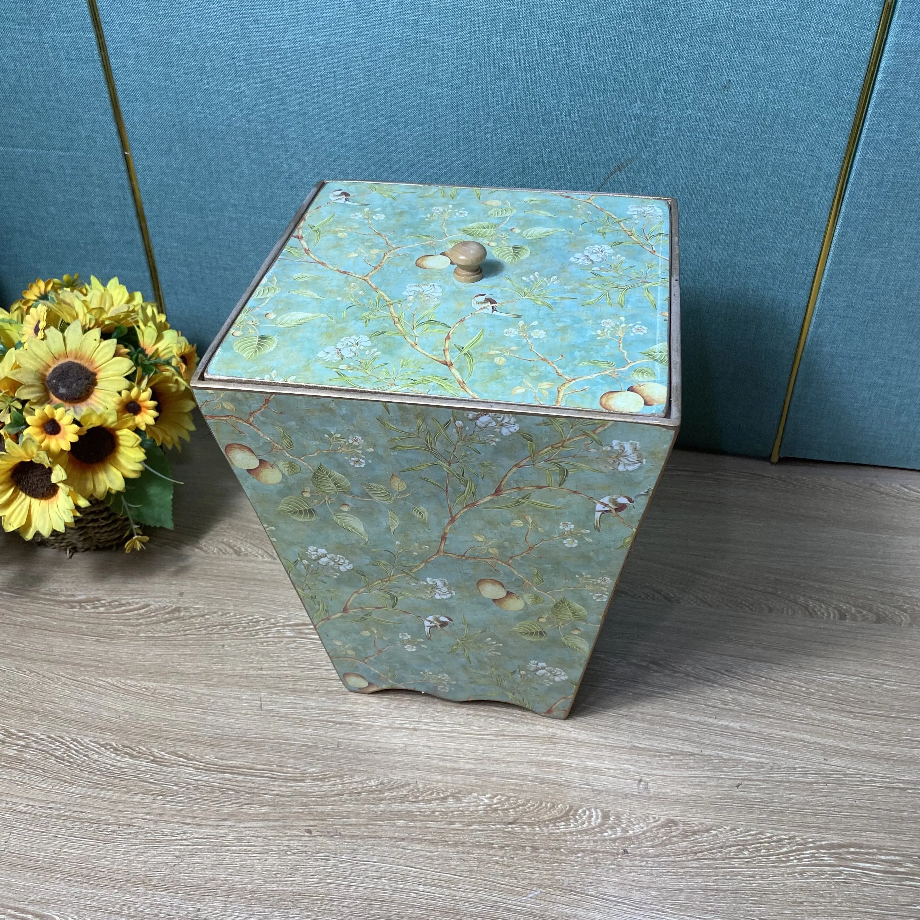 Trash can household living room creative waste simple modern office bedroom kitchen bathroom toilet hotel new product