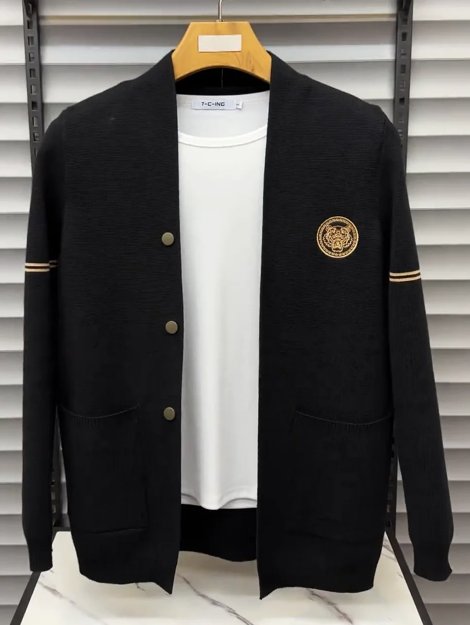 

Модная повседневная вязаная куртка для мужчин: осенняя новинка, легкая, роскошная, универсальная, стильная, с декоративной молнией