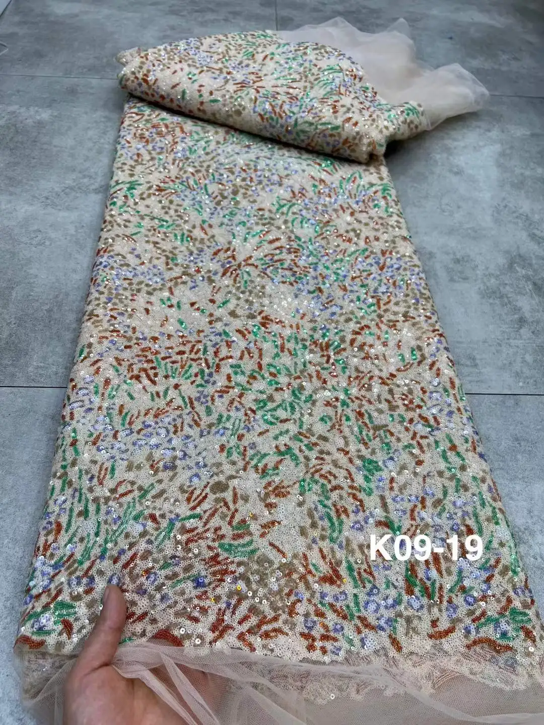 

Latest African Luxury Sequins Lace Fabric 2025 High Quality Lace Material French Nigerian Sequins Lace Fabrics For Women Party