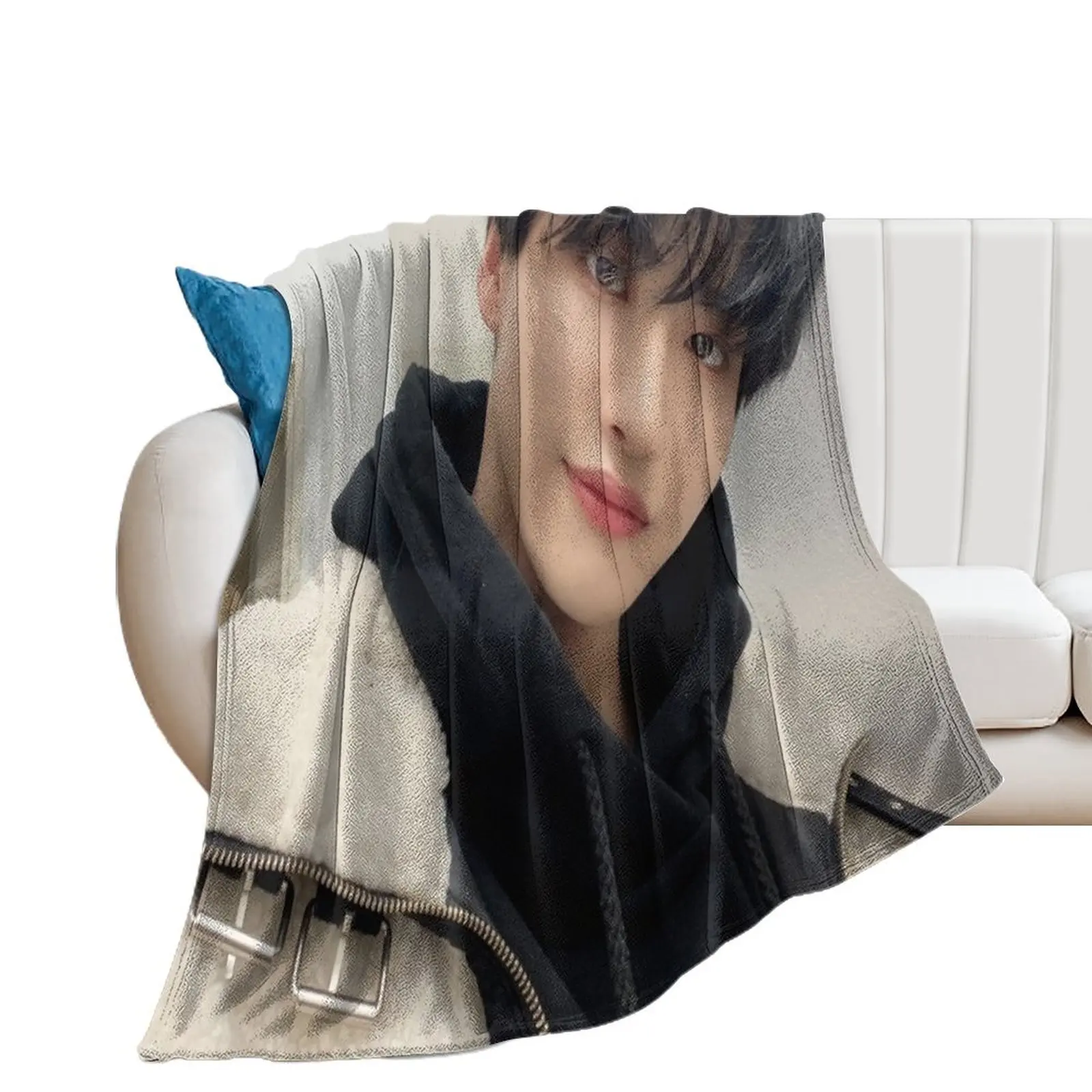 ATEEZ Seonghwa Throw Blanket Shaggy Luxury St Personalized Gift Decorative Sofa Blankets