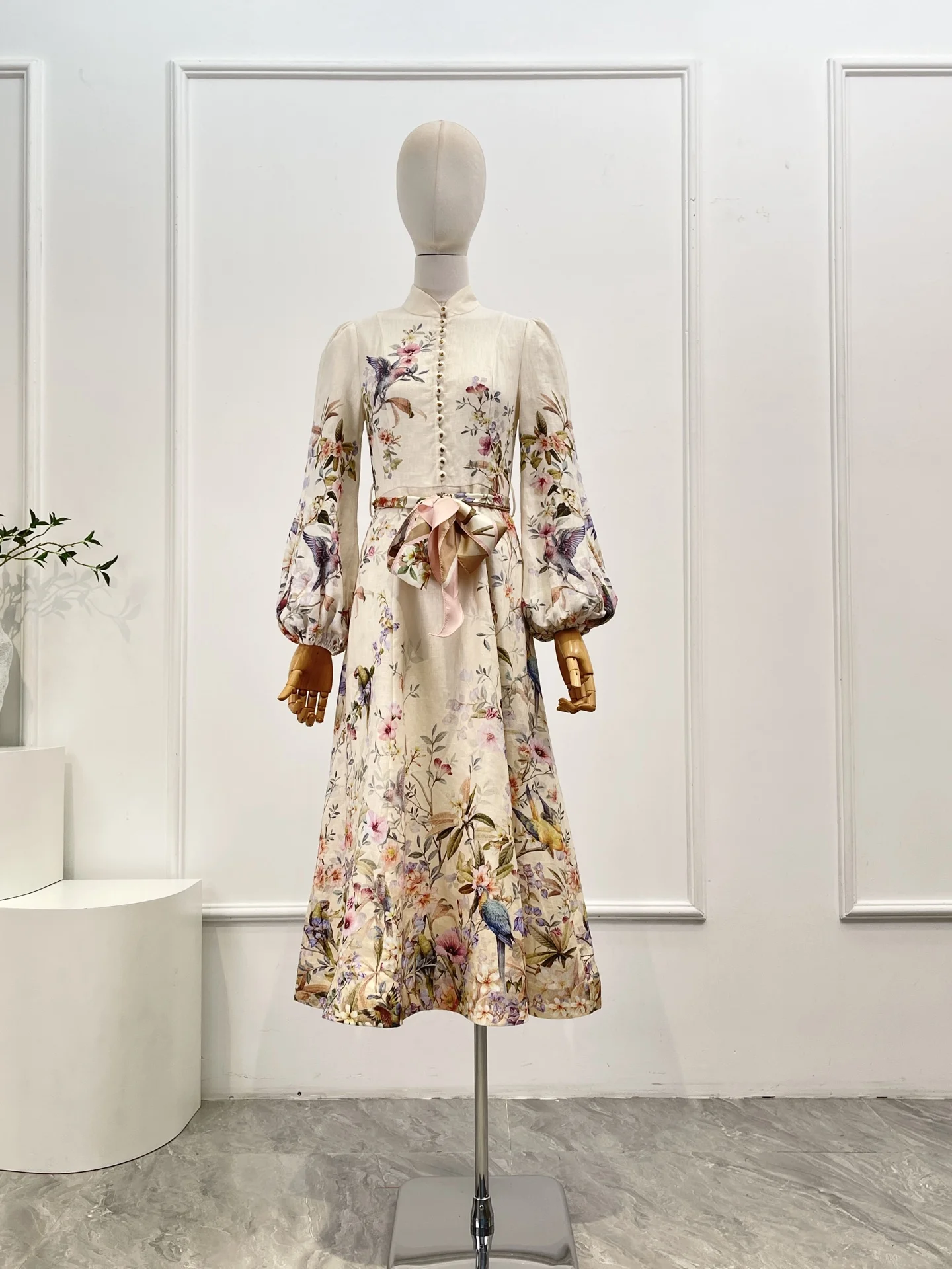 

2026 New Fashion White Floral Bird Print Long Sleeve Midi Dress High Quality Linen