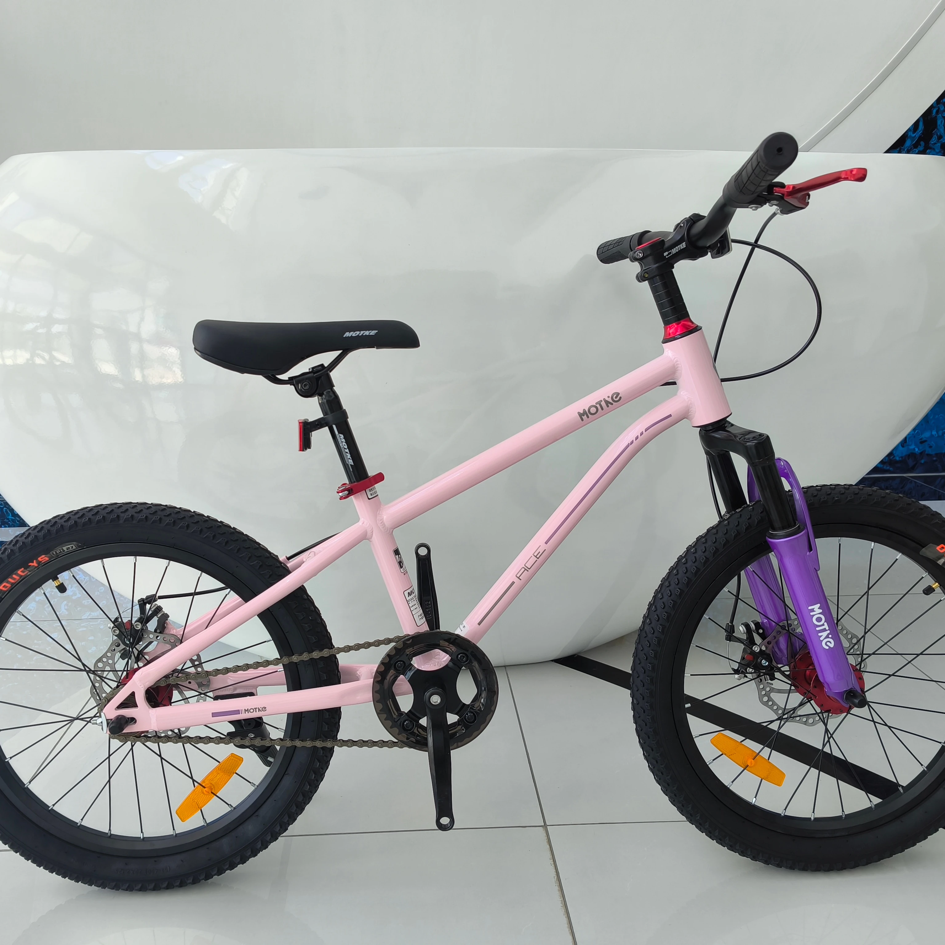 18～22インチの子供用自転車、年齢に適した若いライダー向け自転車