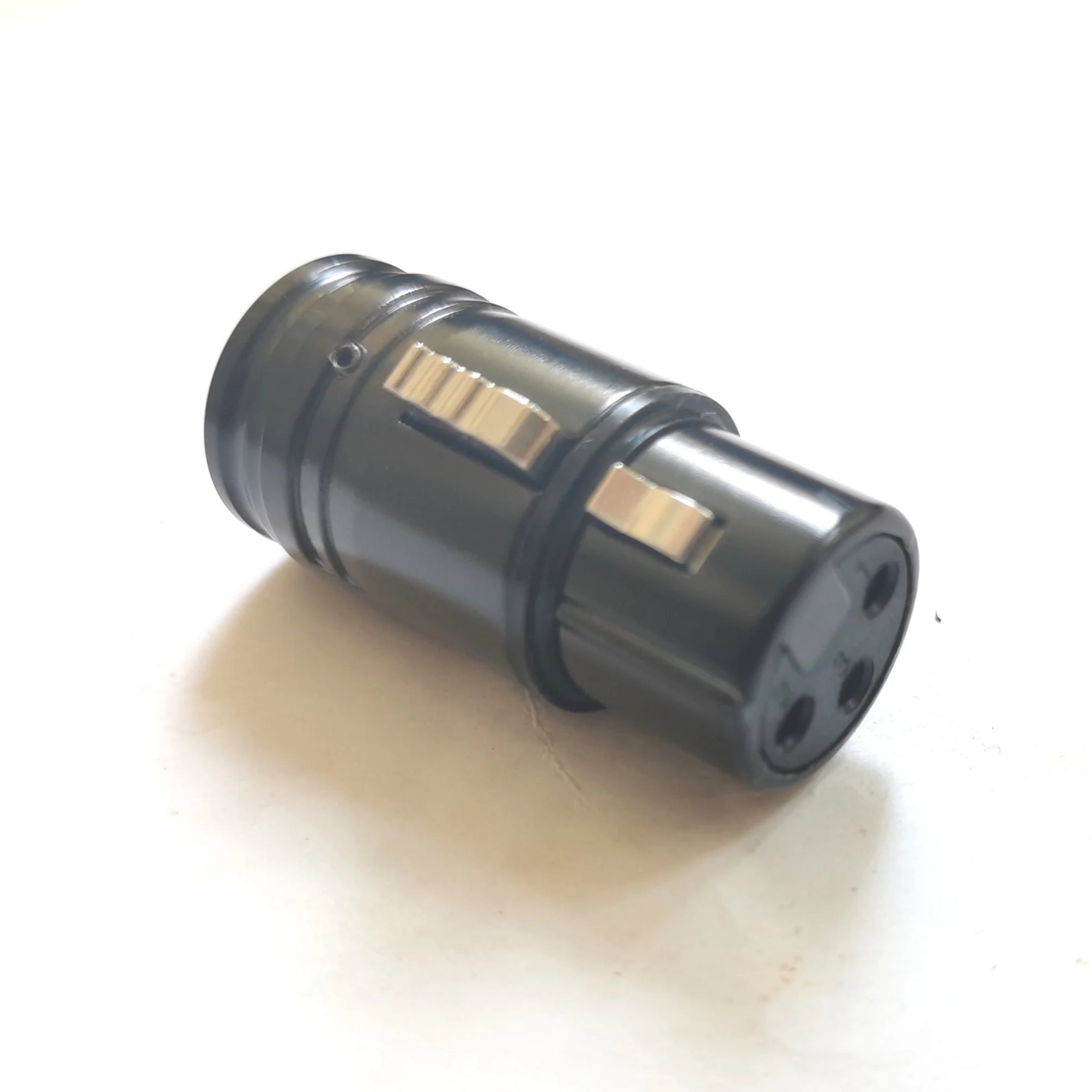 سدادة بزاوية قائمة XLR ذكور وإناث ، غلاف أسود ، دبوس ذهبي ، احترافي ، عالي الجودة ، 3 دبابيس ، 10 في اللوت