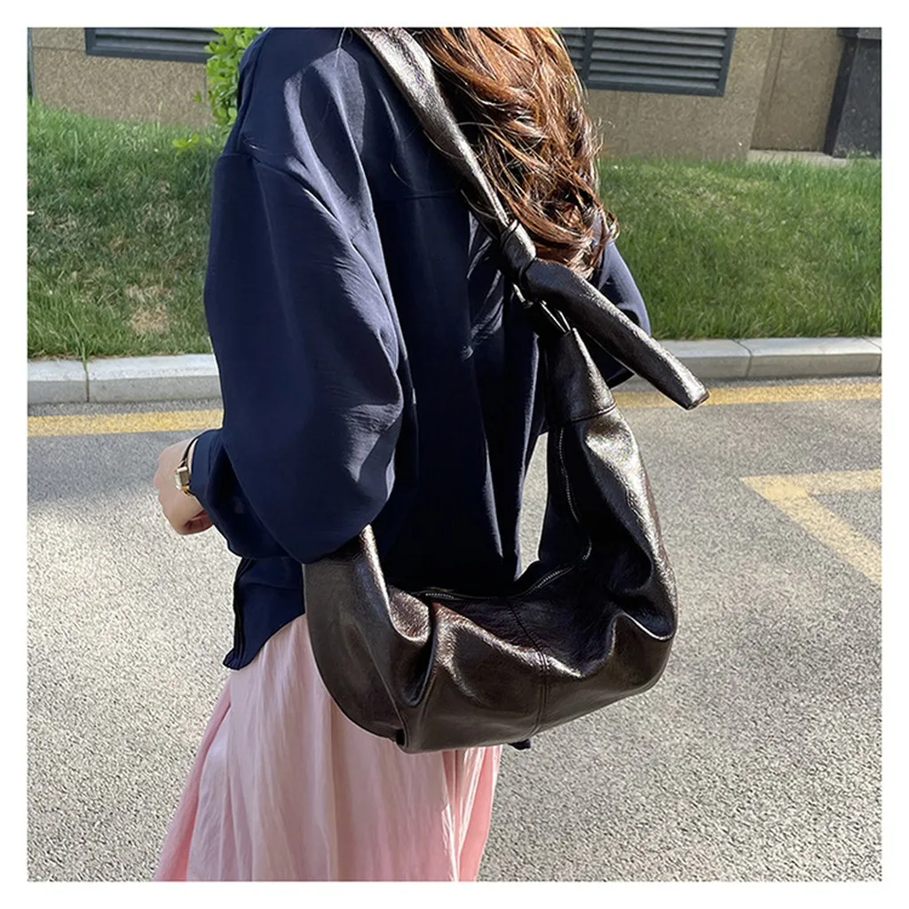 Fashion Tote Bag Crossbody Bag Hobo Bag Ruched Dumpling Bag Spring New Arrival For Campus Use Daily Commuting Fashion Accessory