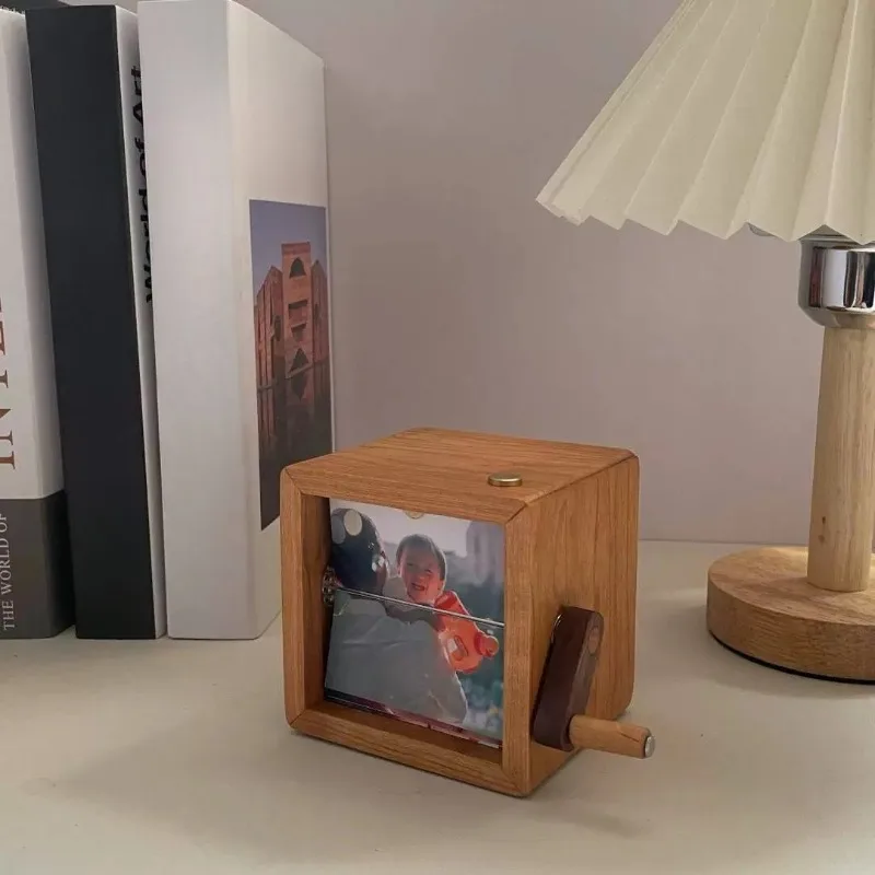 Hand Crank Dynamic Photo Album Black Walnut Wood Desktop Ornament Handicraft Custom Creative Decorative Gift