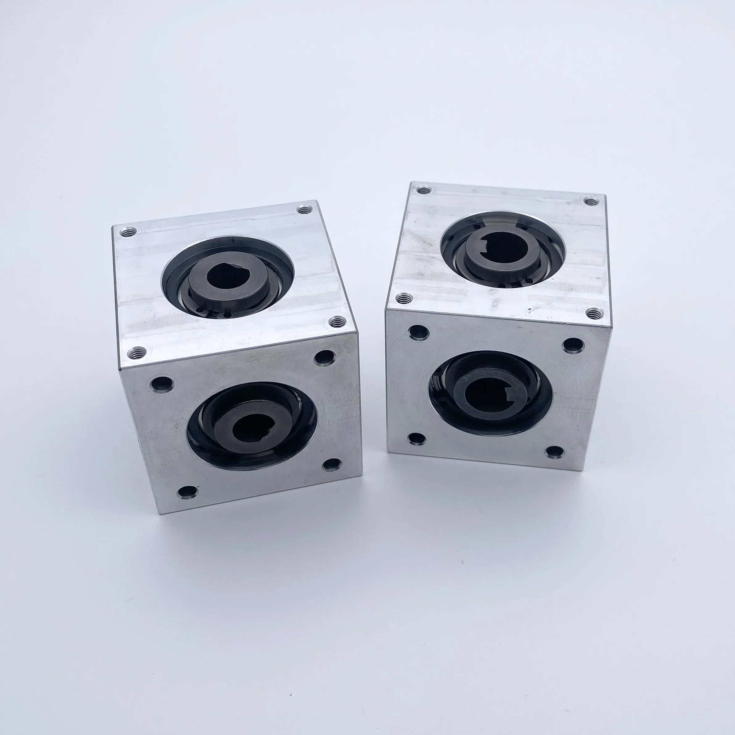 Small Bevel Gear Angle Reducer Gearbox 1:1 Right Angle Drive Reversing Gearbox shaft Keyway/Hexagonal Hole