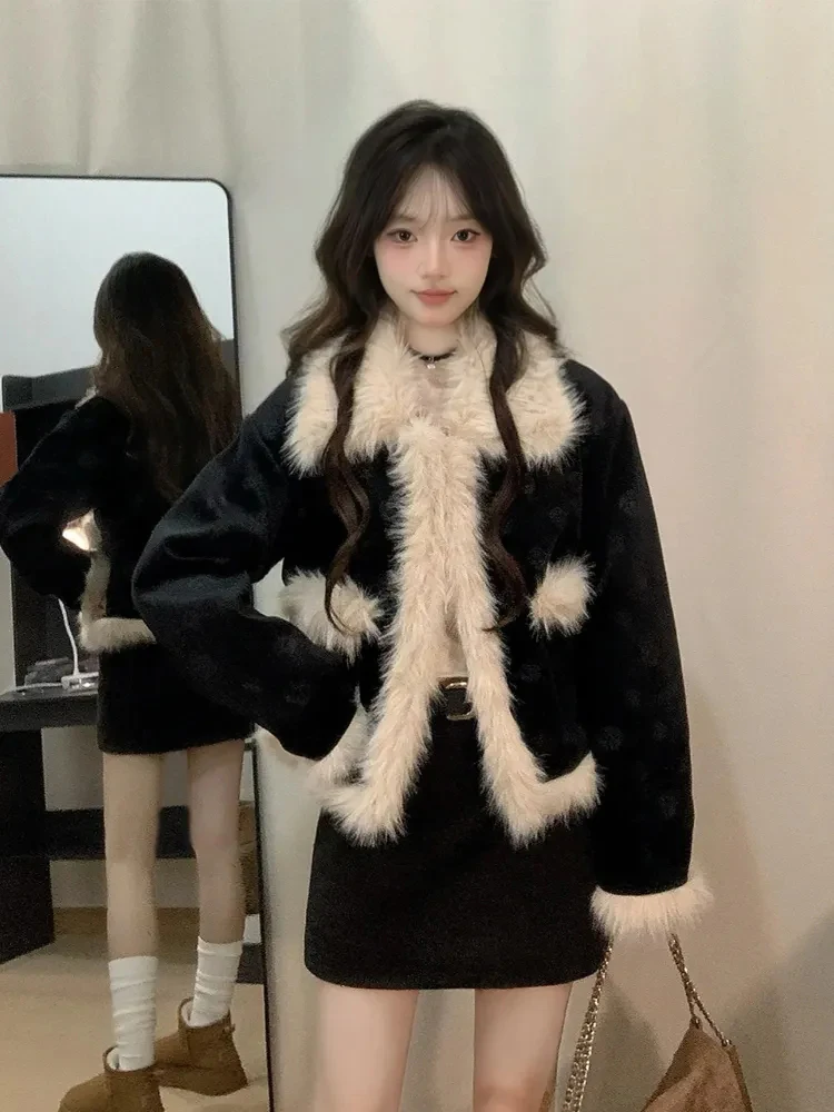 

Корейская женская куртка из меха в стиле ретро в стиле пэчворк, зима 2024, новая высококачественная хлопковая юбка с небольшим обхватом, комплект из двух предметов
