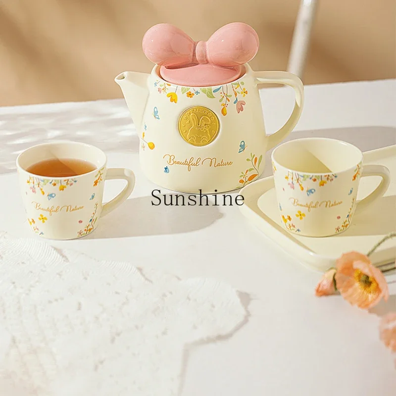 

Teapot teacup gift box tea set