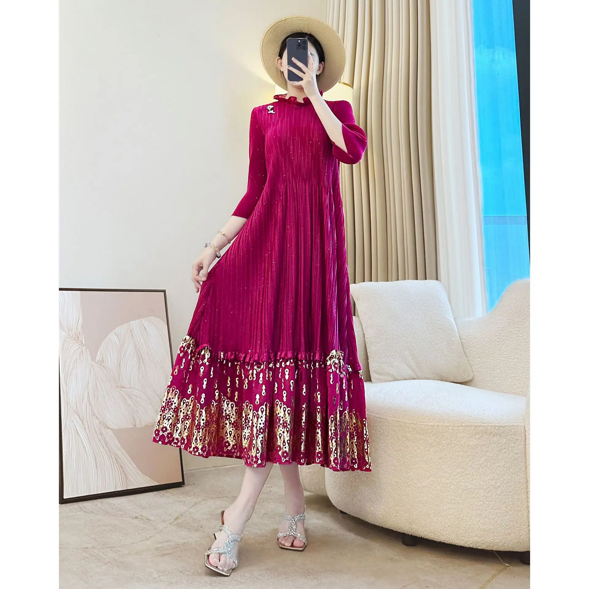 

Miyake Fashion Printed Dress Pleated Loose Crew Neck Short Sleeve 2025 Summer New Light Luxury Long Dress Women's Clothing