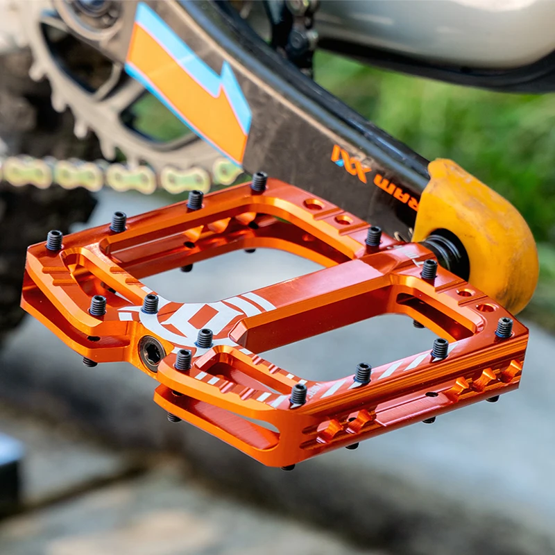 TMAC Pedal Bicycle pedals Aluminum alloy wide platform pedals BMX downhill Mtb Bike Accessories MTB DH Bike Anti-Slip Pedal