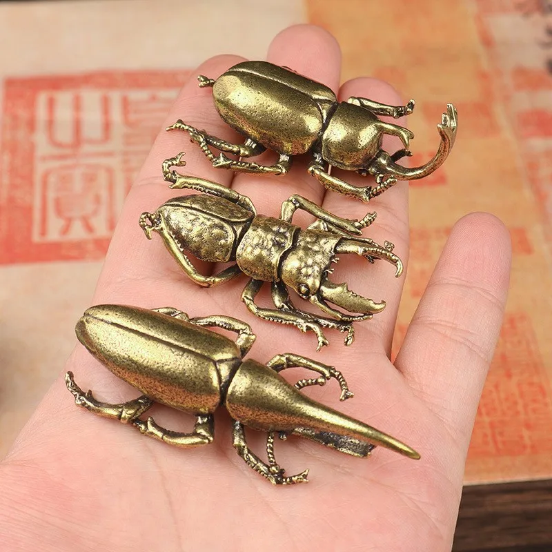 Antique Bronze Beetles Miniature Figurine Small Desk Decorations Vintage Copper Insect Tea Pets Ornament Home Decor Accessories