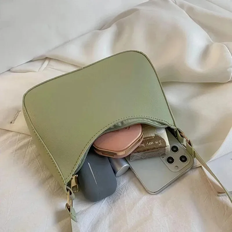 Fashion Portable Handbag Retro Hong Kong Style Portable One-shoulder Underarm Bag Advanced Handbags Shoulder Bag image 4