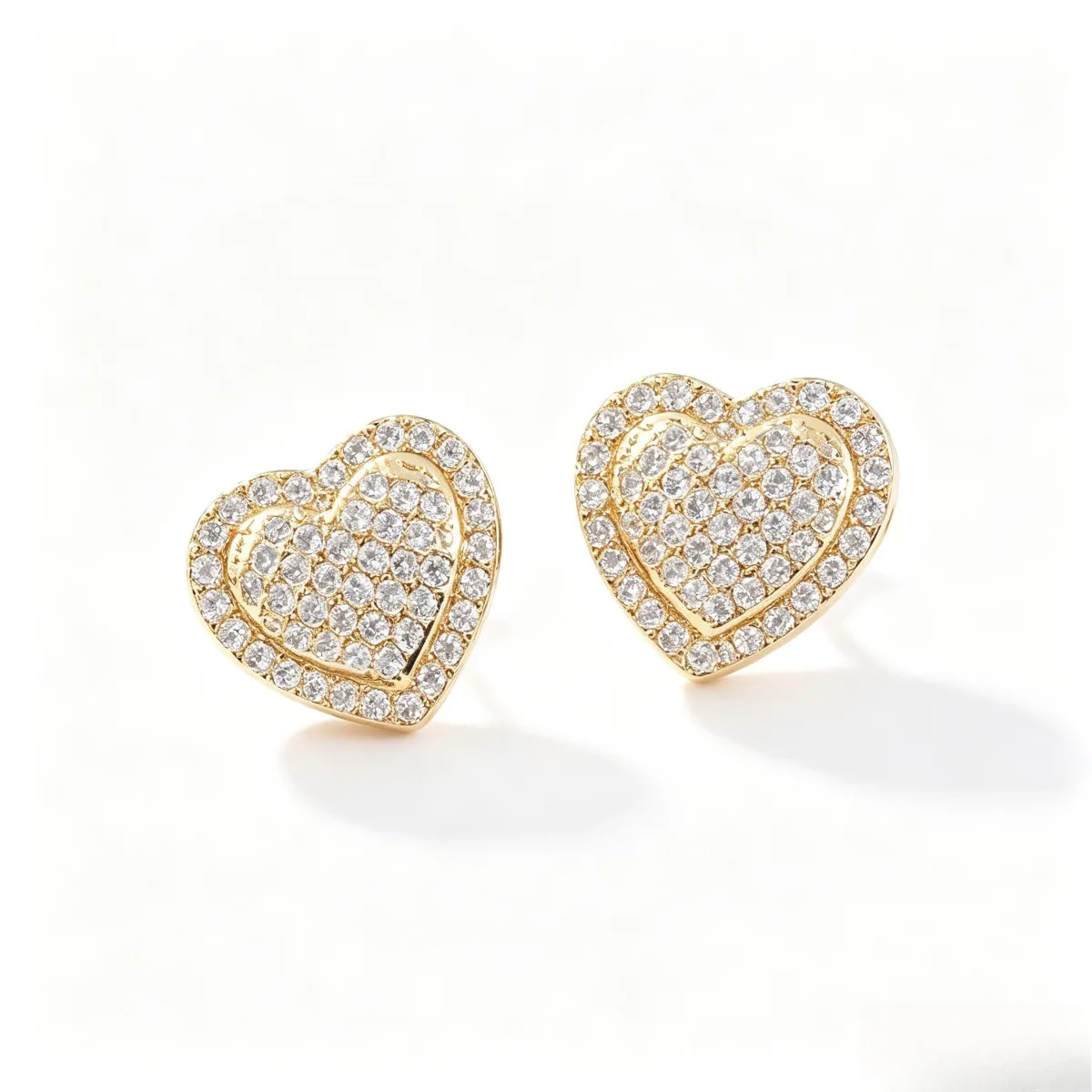 Full Paved Sparkling Rhinestone Heart Stud Earrings, Shiny Polished Gold Plated Love Shape Crystal Small Earrings, Minimalist Elegant Lightweight Fashion Jewelry Gift for Women Daily Office Dating Wedding Cocktail Party Outfits