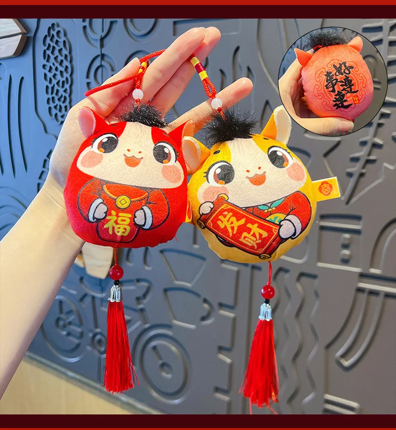 Chiński Nowy Rok Szczęśliwy Koń Pluszowy Brelok z Frędzlem Dekoracja Zodiakalny Figurka Kucyka Dekoracja Domu Miękki