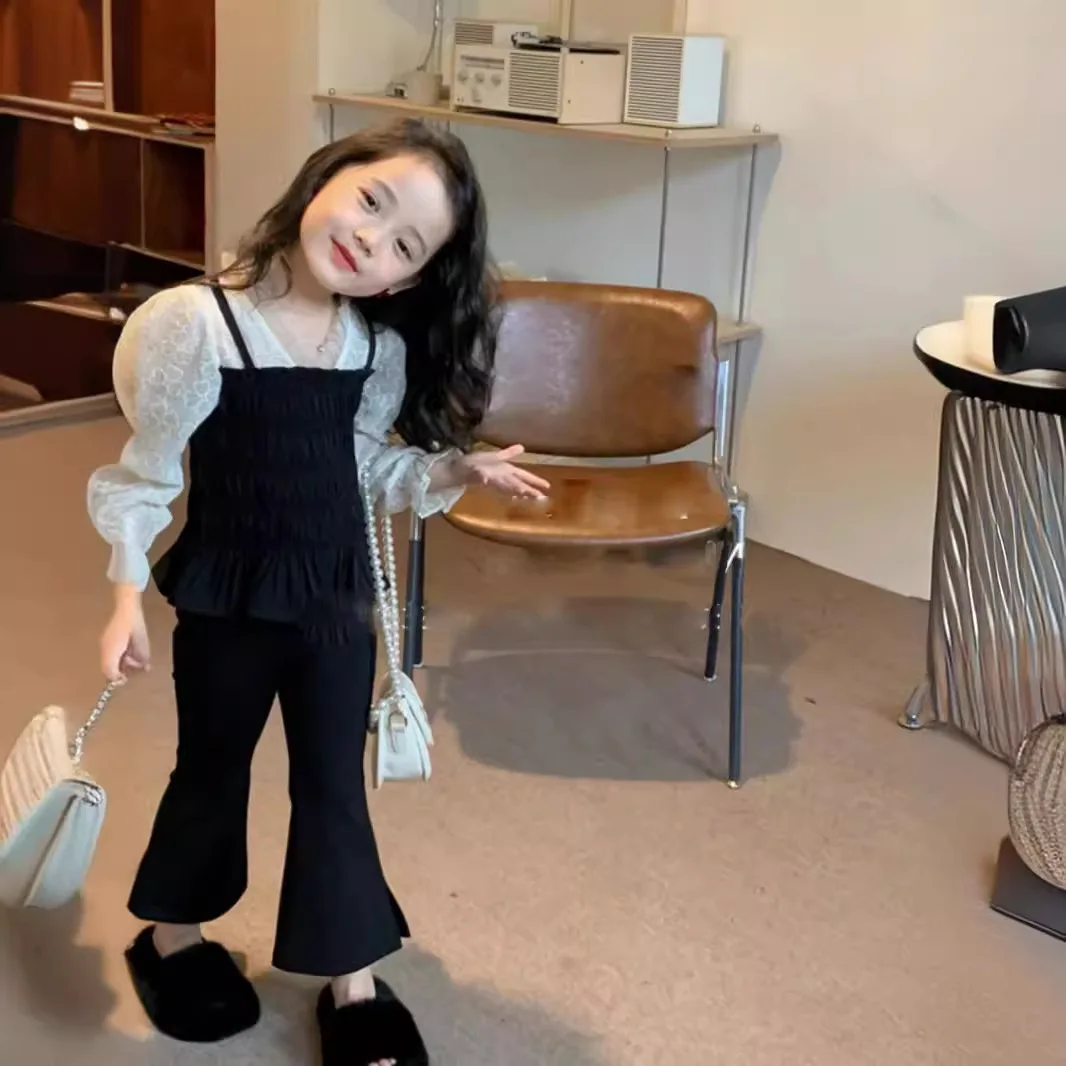 Set di abbigliamento per bambini Halter Doll Shirt Fake Two + Bell Bottoms 2 pezzi Set Baby Girl Outfit Set abbigliamento per bambini per ragazze