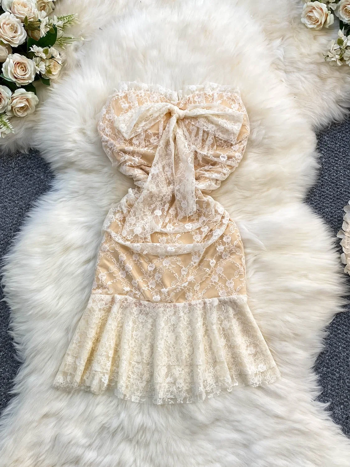 Elegant Women's Lace Trim Bustier Dress Sexy Tie Waist Slimming Fit H-Shape Vest Style Office Wear Short Skirt Length