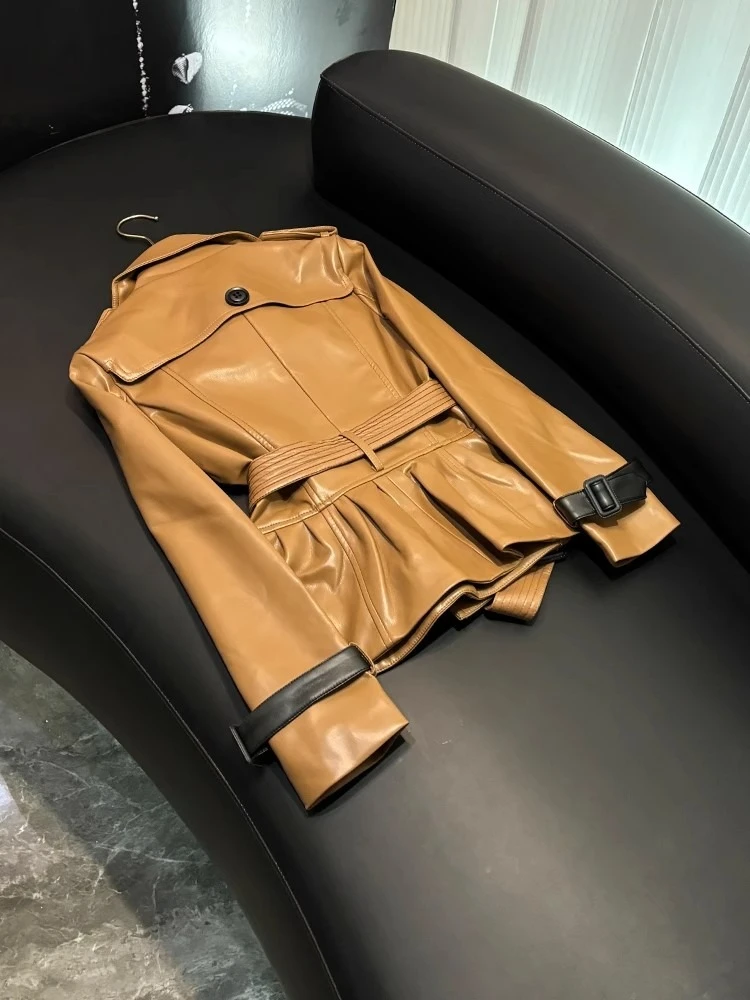 2025 New Coat Women's Autumn Motorcycle Lapel Epaulettes Pocket Khaki Short Slim Leather Jacket Chaqueta Cuero Mujer Outwear