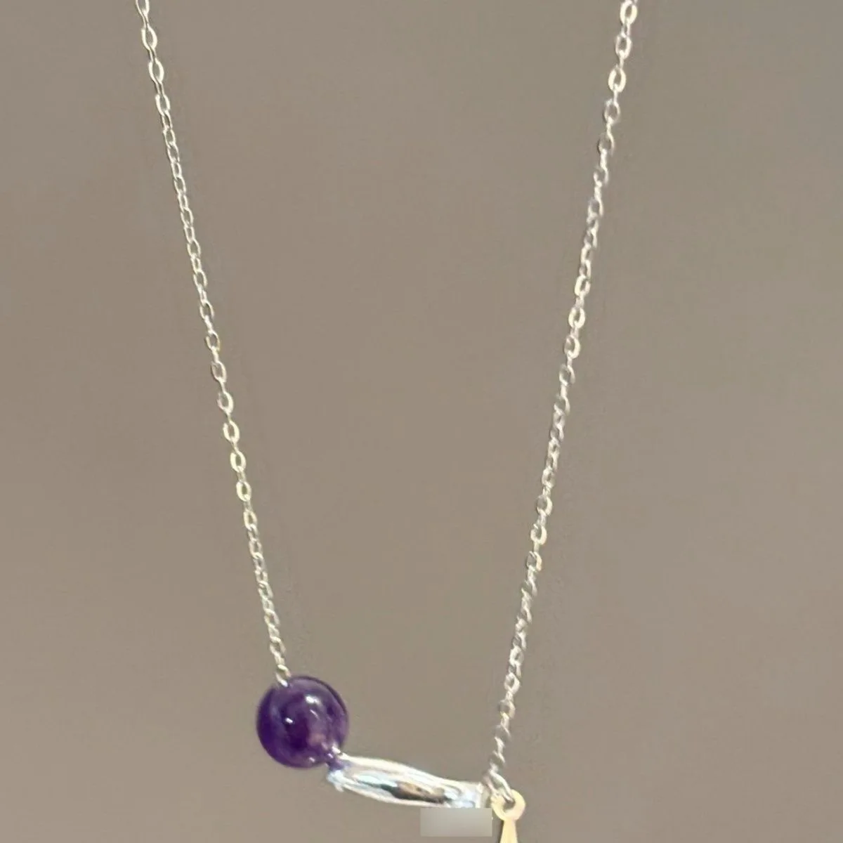 قلادة Tian Xuning Zi Xiaoyu Thunderbolt التأثيرية الأصلية، تصميم متخصص، رائعة ومتعددة الاستخدامات