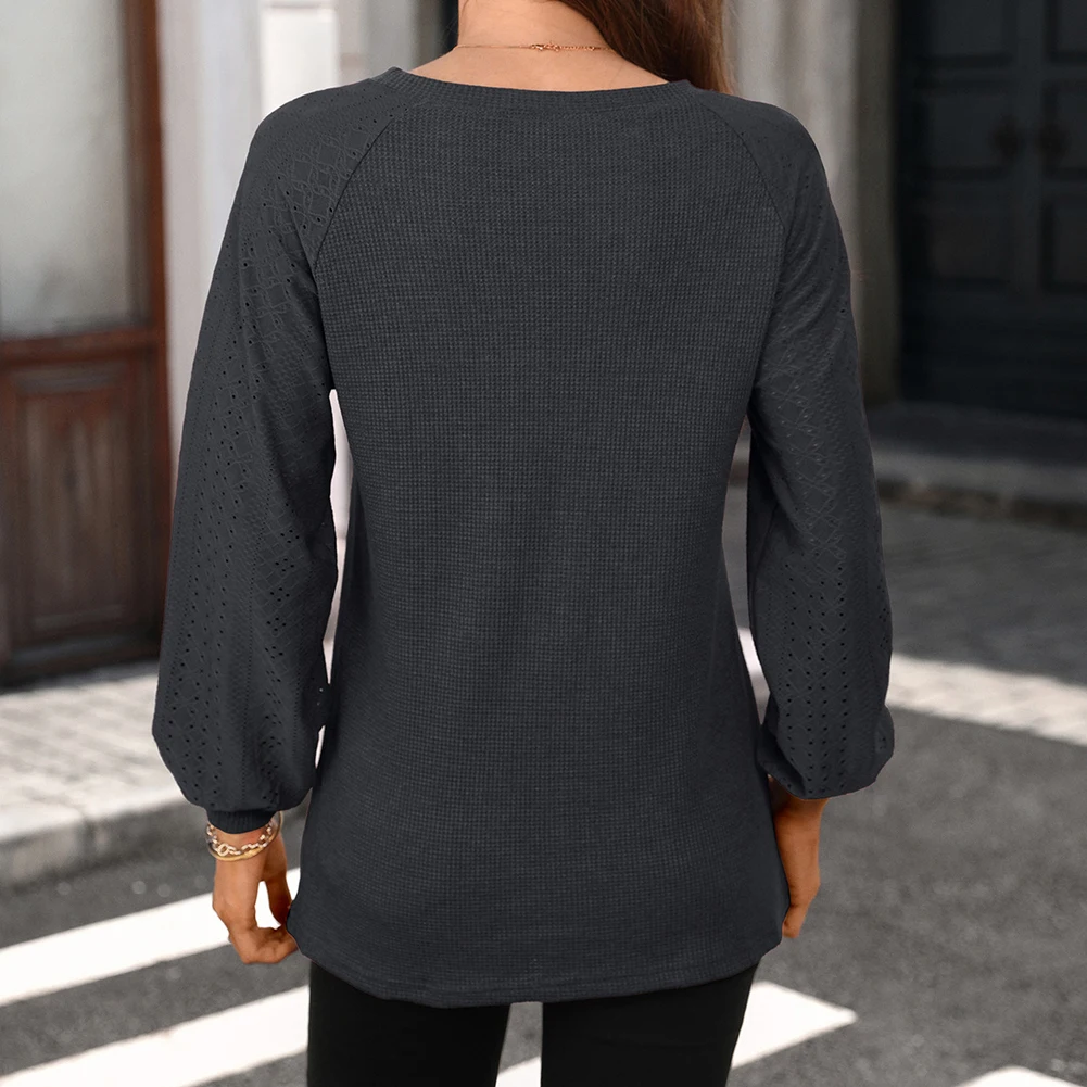 Womens Solid Color Long Sleeve Patchwork Top Round Neck Comfortable Cut for Vacation Fitness and Everyday Wear