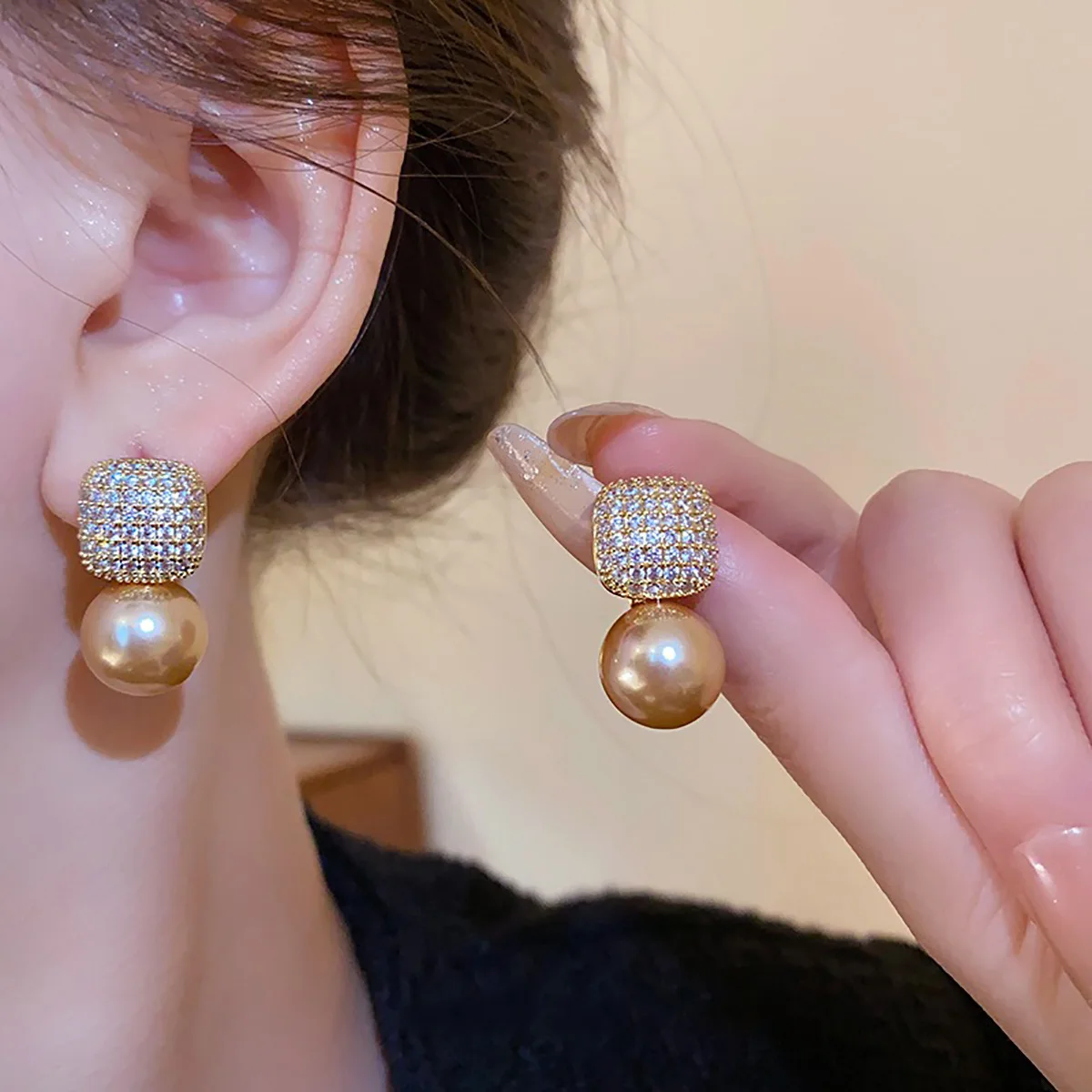 New Fashion Metal Pearl Drop Earrings For Women Vintage Elegant Square Crystal Earrings Wedding Party Jewelry