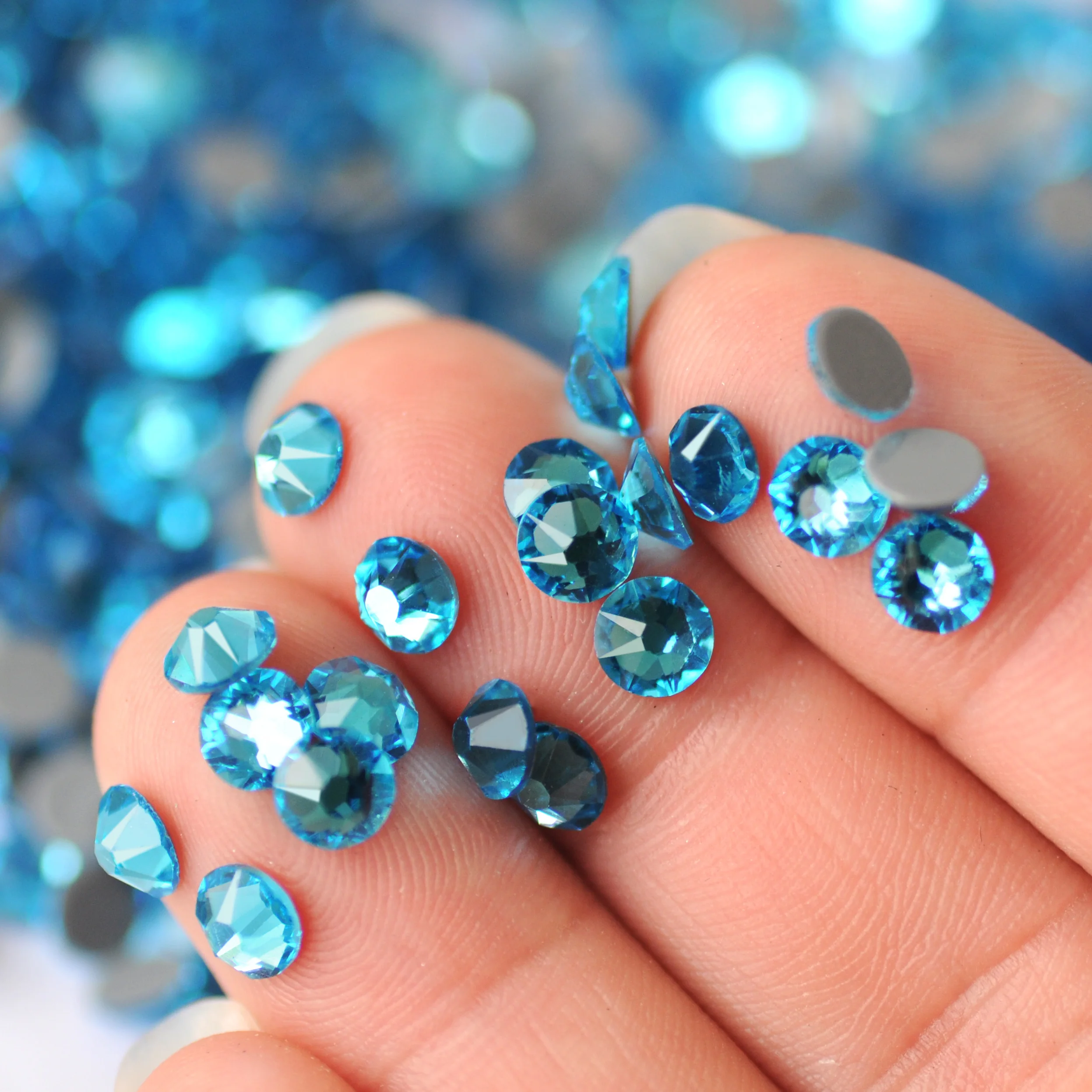 YANRUO 2088HF All Sizes Aquamarine Blue Hotfix Rhinestones Glass Glitter Crystals for Clothing Shoes Gems