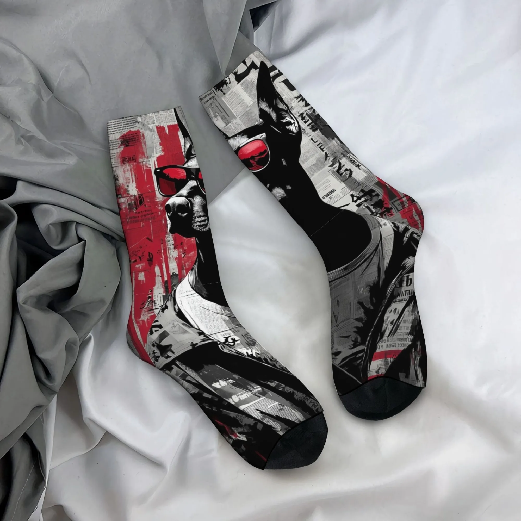 

Doberman Graffiti Poster Socks Retro Style Outdoor Casual Fashion Men's Socks Novelty Funny Street Hip-Hop Socks Party Gift