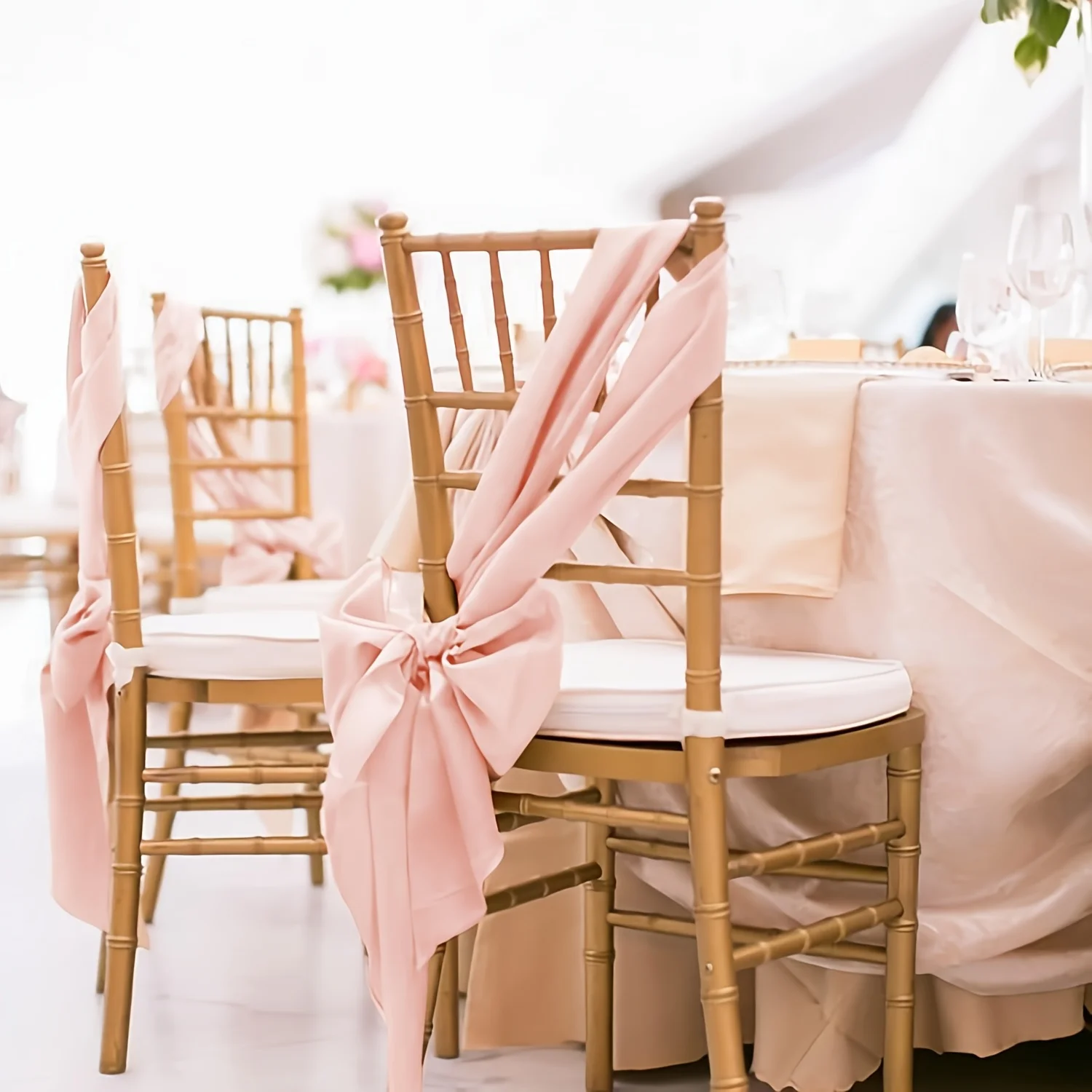 2/12pcs Romantic Satin Chair Sashes Universal Chair Covers Bow Ribbon Ties for Wedding Reception Banquet Party Event Chair Decor