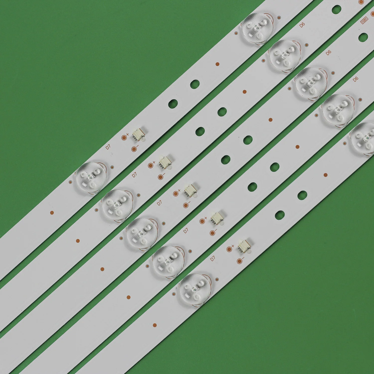 LED Backlight Strip 10 LAMP For ZX55ZC332M10A0A4 ZX55ZC332M10A0V2-K600 JL.D550A1330-114ES-M TVB55R4PR004 K55EMC3030T0510R64K image 4