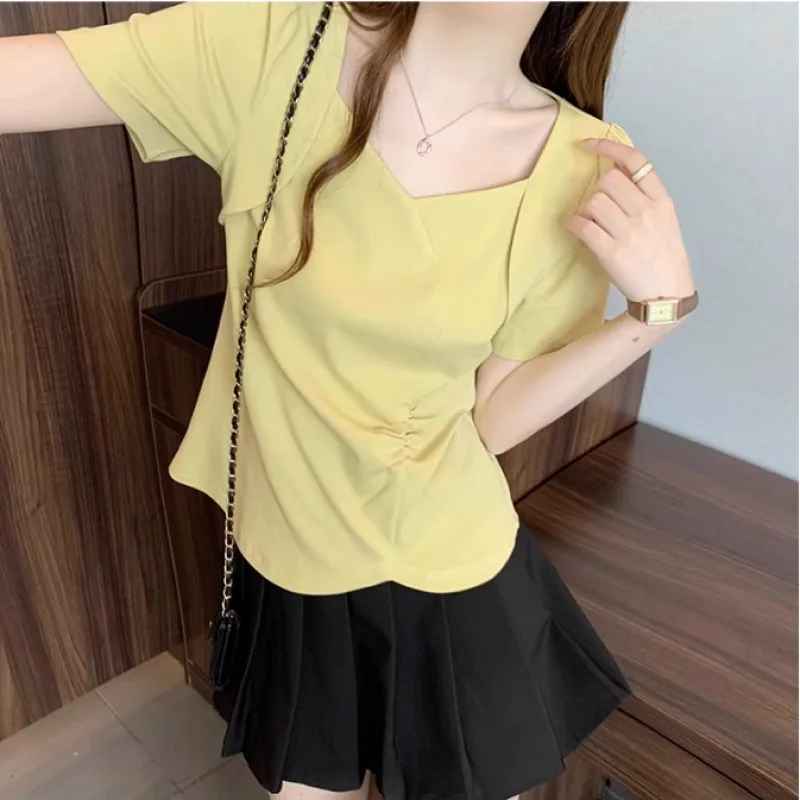 

Straight Shoulders, Irregular and Fake Shoulders, Summer New Large-size Large-size Belly-covering and Slimming Design Top