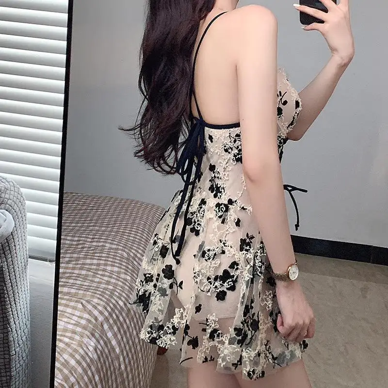 Copricostume da donna design trasparente stile coreano da spiaggia da donna alla moda vestibilità sexy accogliente costumi da bagno eleganti estivi più nuovi abiti casual