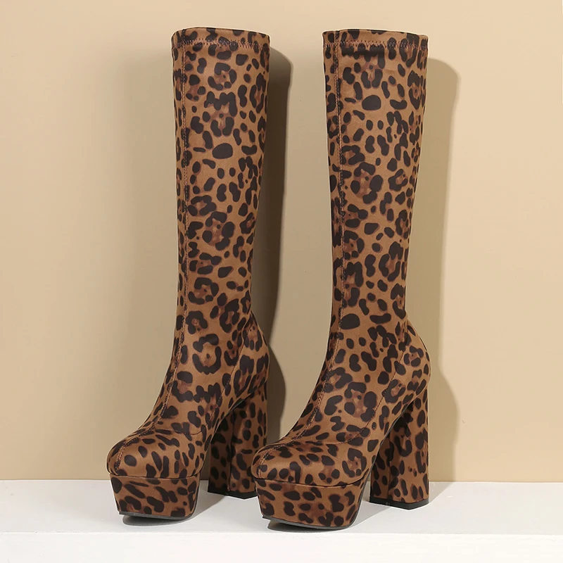 

2024 Simple Style Super Waterproof Platform Leopard Print Flock Women's Knee Boots Super Chunky Heel Slip-On Sewing Tight Boots