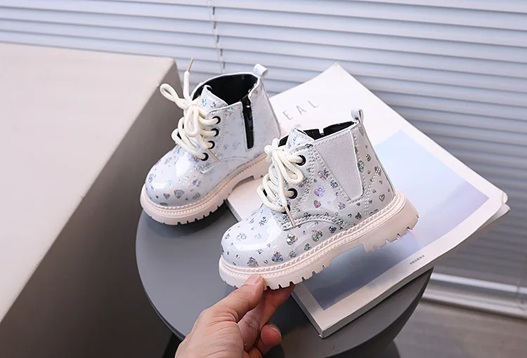 Bling Stars Allover-Print Kinder-Stiefeletten für Mädchen Weiche Sohle Herbst Prinzessinnen-Schuhe Glänzende Kinder-Kurzstiefel – Detail 4