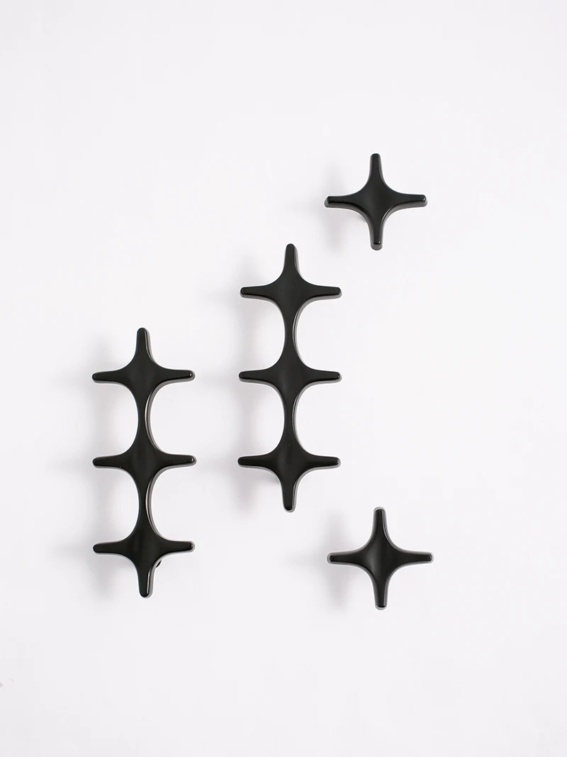 مقبض متقاطع من النحاس الأسود مقبض خزانة نحاسية سحب مقبض أثاث نحاسي تصميم متقاطع