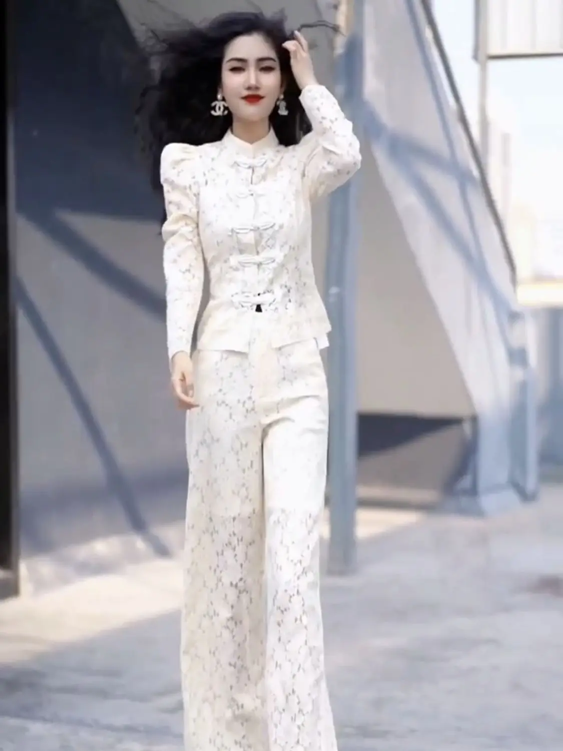 High End Lace Heavy Industry Buckle Fashion Set for Women's 2023 Spring and Autumn New Slim Top+wide Leg Pants Two-piece Set