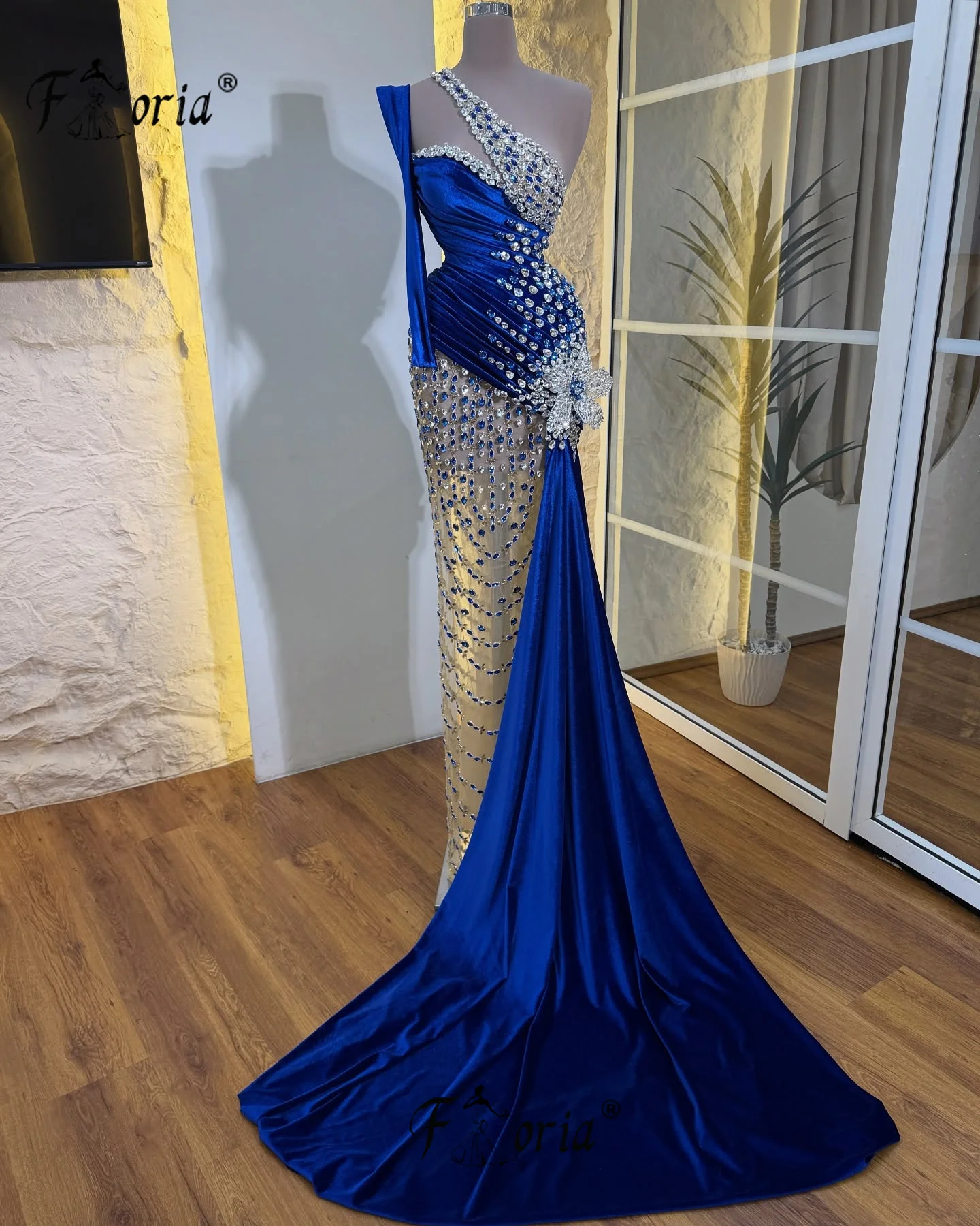 

Elegant Crystal Stones Mermaid Celebrity Dress Blue Full Beadings Prom Dresses Couture Velvet Formal Gowns vestidos para mujer