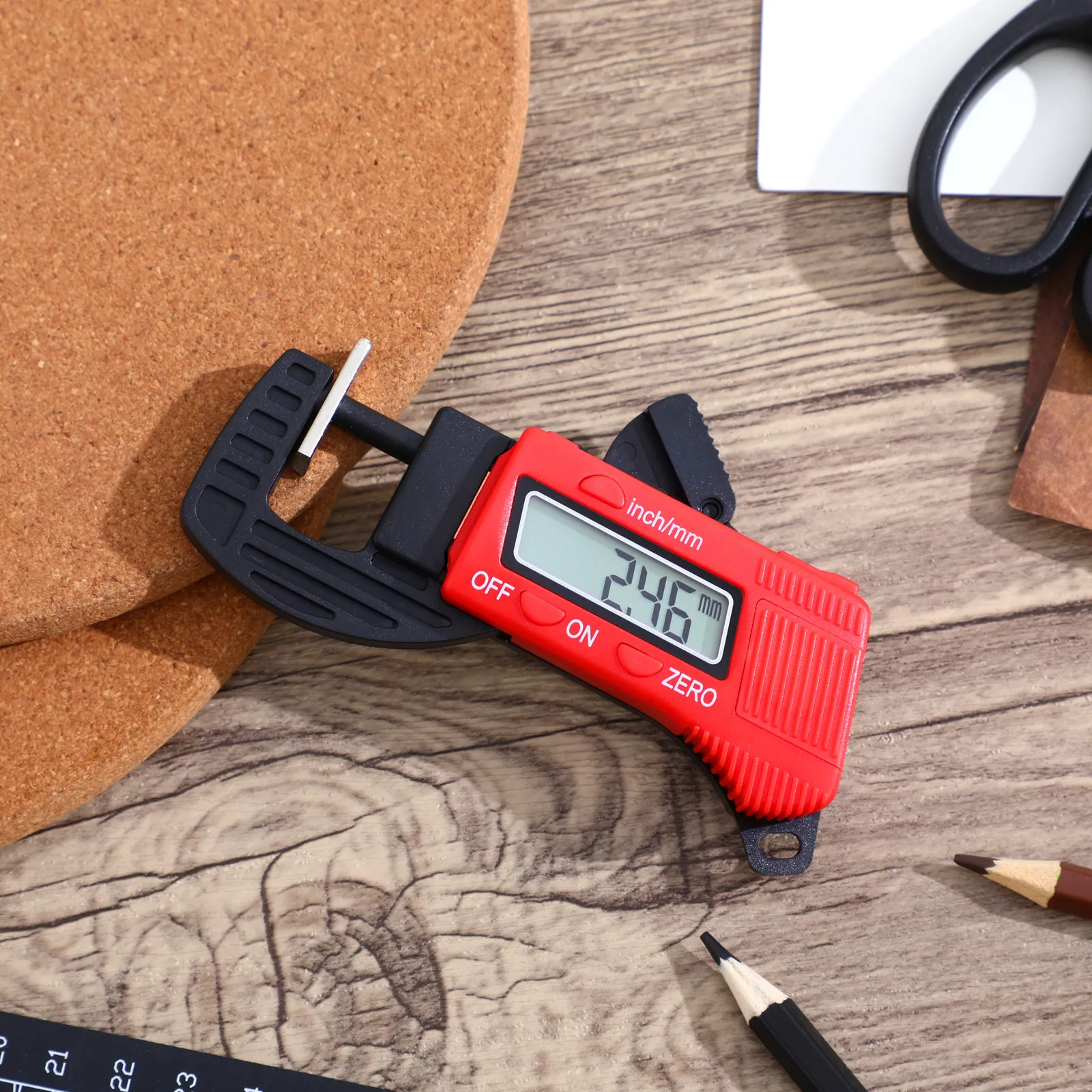 

Mini 0.5 Inch Digital Thickness Caliper Micrometer Carbon Fiber Composite Portable Measurement Tool Suitable for Industrial